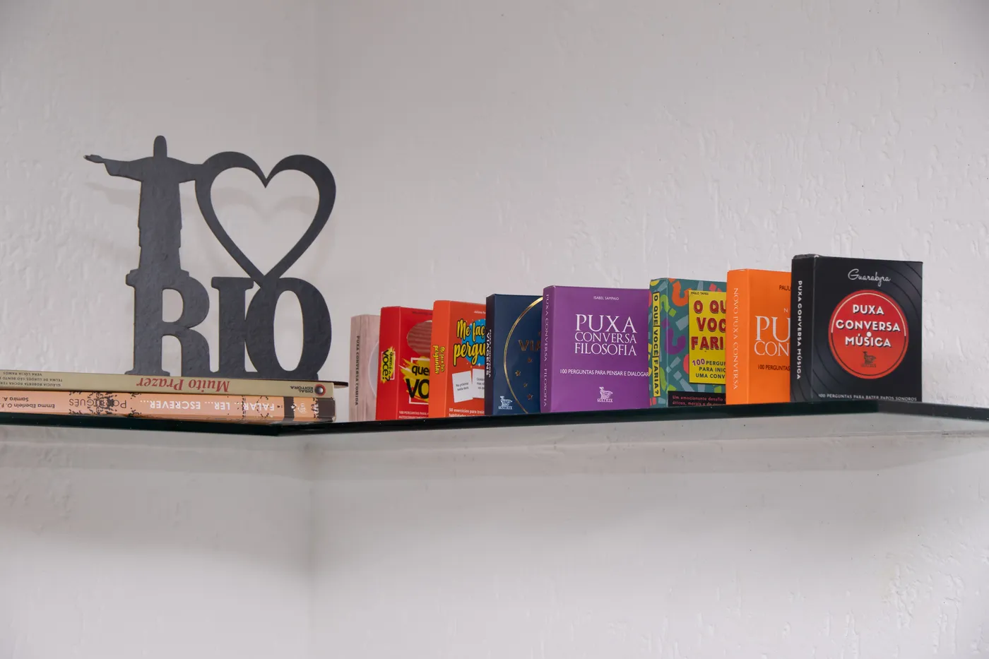 Equipe Fala Aí ensinando português